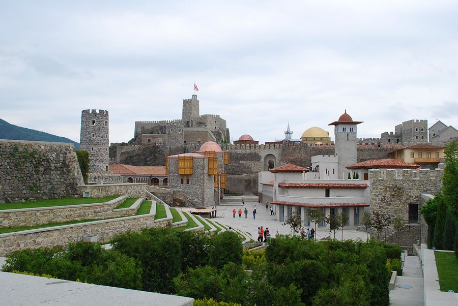 ტური ვარძია რაბათი მაისს