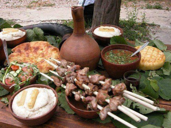 კახეთი - ლეგენდარული ტური ლეგენდარული " პატარა კახის " სამშობლოში, საქართველოს სავიზიტო ბარათი : თელავი - წინანდალი - გრემი - ნეკრესი - ღვინის გვირაბი - კორპორაცია " ქინძმარაული " . . .