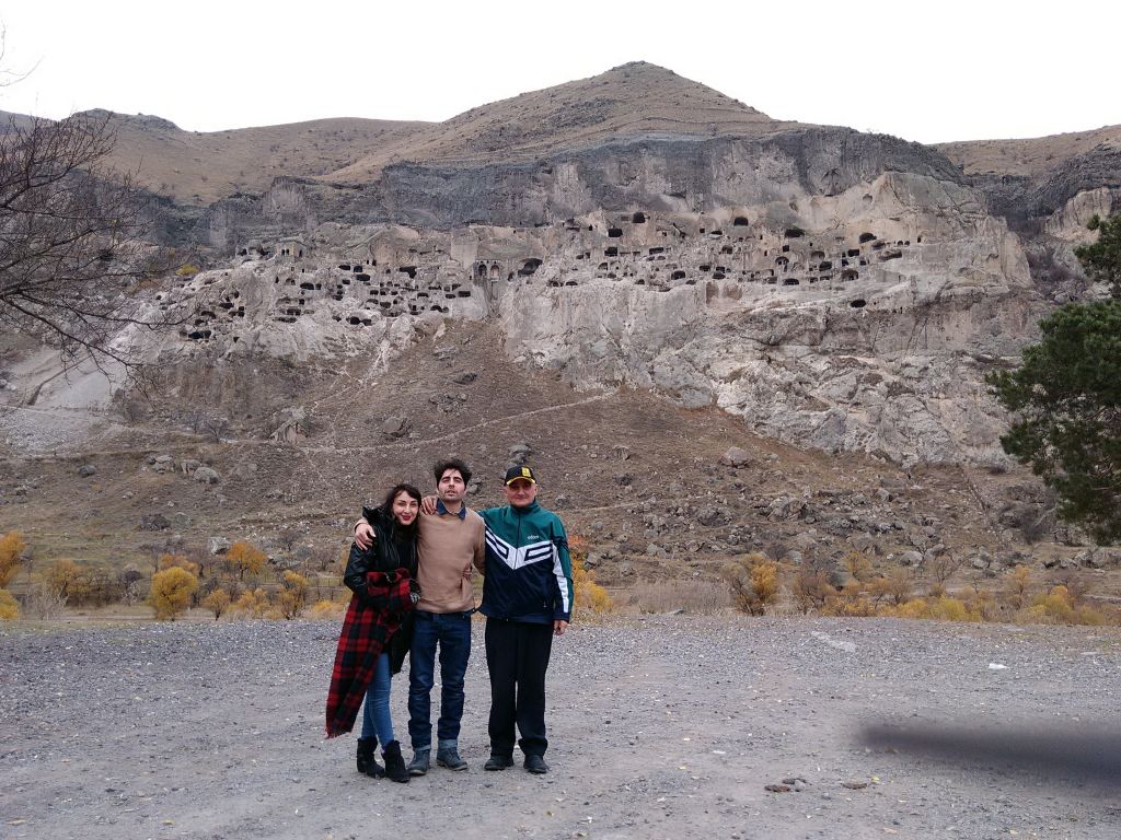 ერთდღიანი ტური : ვარძია, ვანის ქვაბები, ხერთვისის ციხე, რაბათი, მწვანე მონასტერი, ბორჯომი . . .