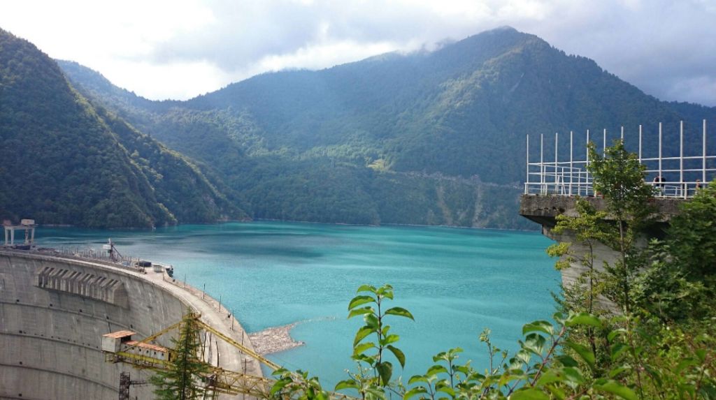 ერთდღიანი ტური ულამაზეს ყაზბეგში გერგეთზე ასვლით-ჟინვალი-ანანური-ფასანაური-გუდაური..