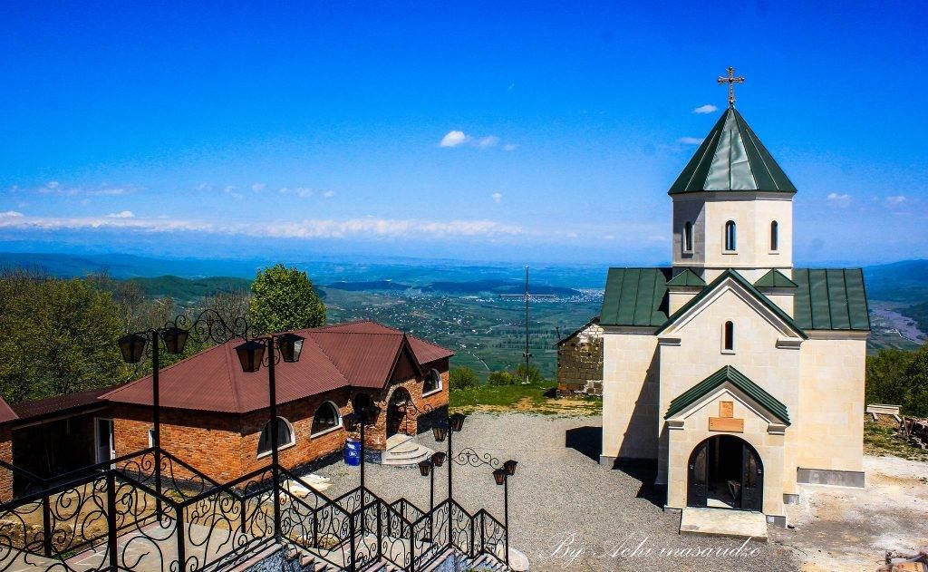 ქვიშხეთი - მთაწმინდა; კოდისწყაროს ტბა; ხცისი