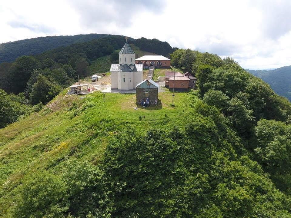 ქვიშხეთი - მთაწმინდა; კოდისწყაროს ტბა; ხცისი