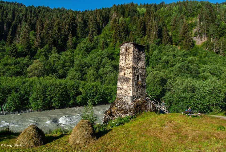 - აგვისტო - სამდღიანი სვანეთის ტური