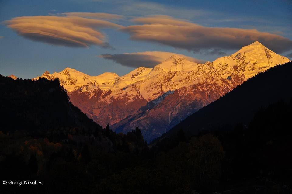 - აგვისტო - სამდღიანი სვანეთის ტური