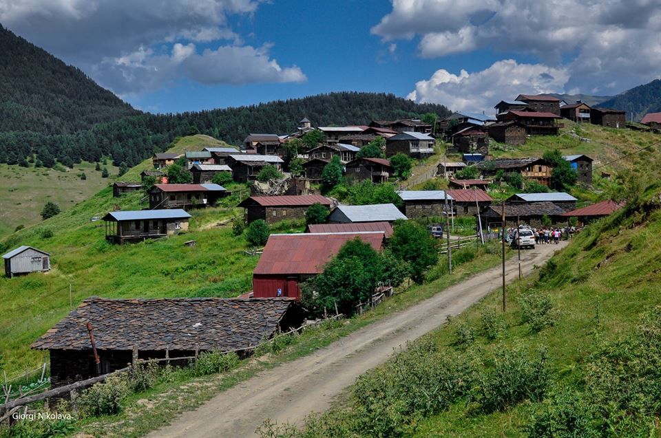 -- ივლისი - სამდღიანი თუშეთის ტური