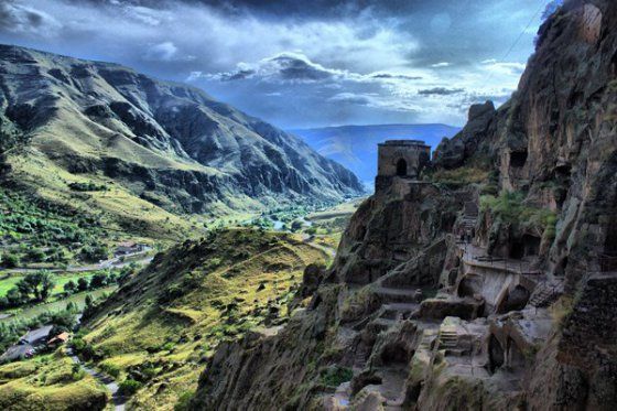 სამცხეთ-ჯავახეთი Самцхе-Джавахети (Вардзия, Зеленый монастырь, замок Xертвиси, Рабат, Боржоми)
