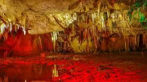 Пещера Прометея, заповедник Сатаплия (Батуми, Грузия)  @ Источник: https://www.sputnik.com/ru/batumi/activities/-peschera-prometeya-zapovednik-satapliya-batumi-gruziya