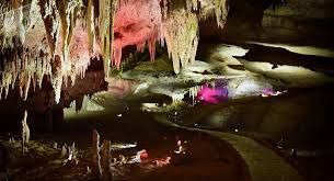 Пещера Прометея, заповедник Сатаплия (Батуми, Грузия)  @ Источник: https://www.sputnik.com/ru/batumi/activities/-peschera-prometeya-zapovednik-satapliya-batumi-gruziya