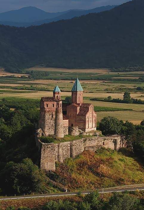 ერთდღიანი დაუვიწყარი ტური კახეთში.. - სიღნაღი-ბოდბე-ყვარელი-ღვინის გვირაბი-წინანდალი-ძველი და ახალი შუამთის მონასტერი