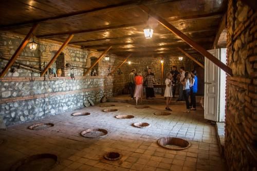 ღვინის ტურები თელავში, წინანდალში და ყვარელში !