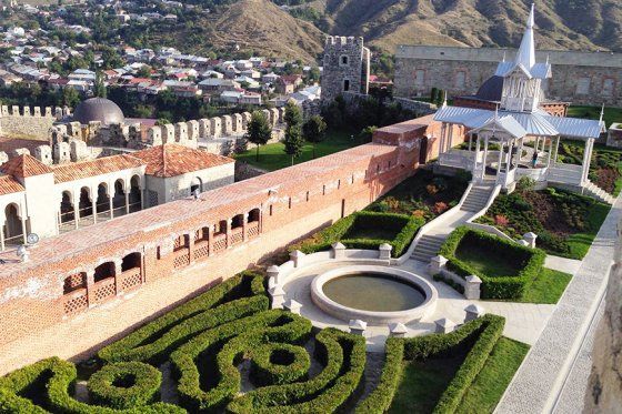 ერთდღიანი ტური : ვარძია, ვანის ქვაბები, ხერთვისის ციხე, რაბათი, მწვანე მონასტერი, ბორჯომი . . .