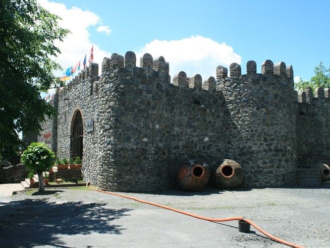 ღვინის ტური კახეთში - " ქინძმარაული ", " მუკუზანი ", " რქაწითელი ", " წინანდალი ", " ქისი ქვევრი " . . . კლასიკური მუსიკის ფესტივალი წინანდალში . . . !