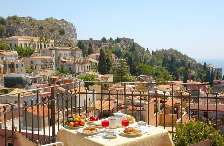 სიცილიური არდადეგები 