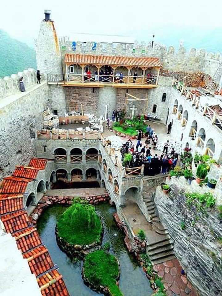 ძამას ხეობა(მზოვრეთის ციხე)