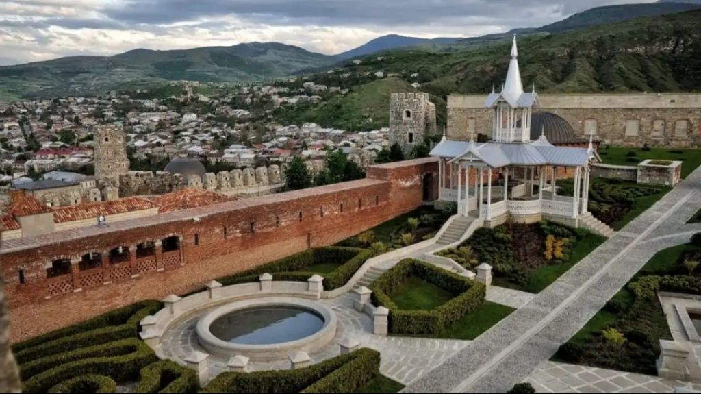 ერთდღიანი ტური სამცხე-ჯავახეთში .. ბორჯომი-მწვანე მონასტერი-რაბათი-ვარძია