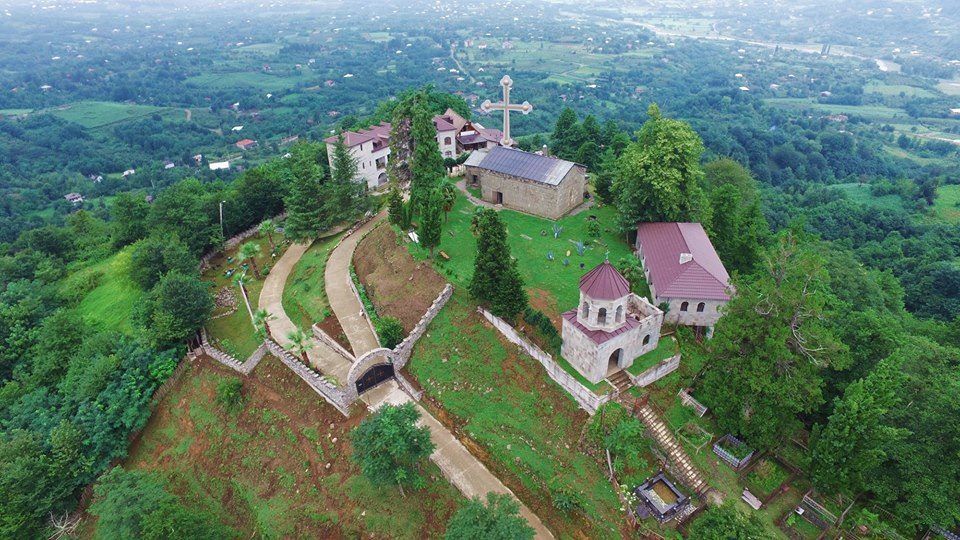 - აგვისტო - ორდღიანი გომისმთის ტური