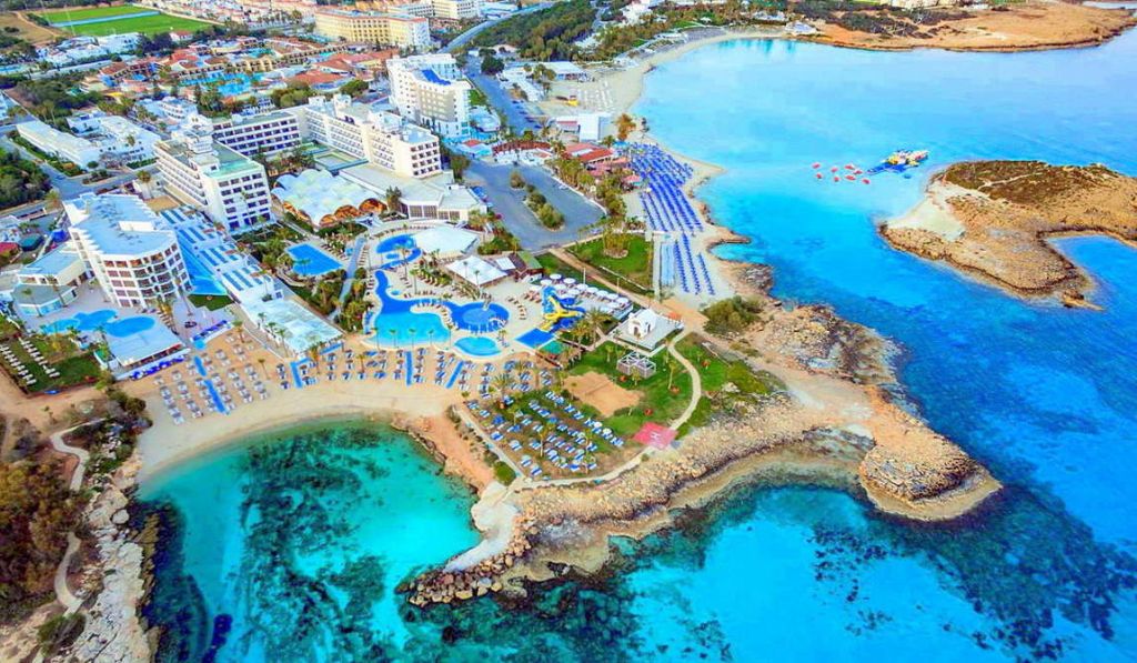  აია ნაპა 