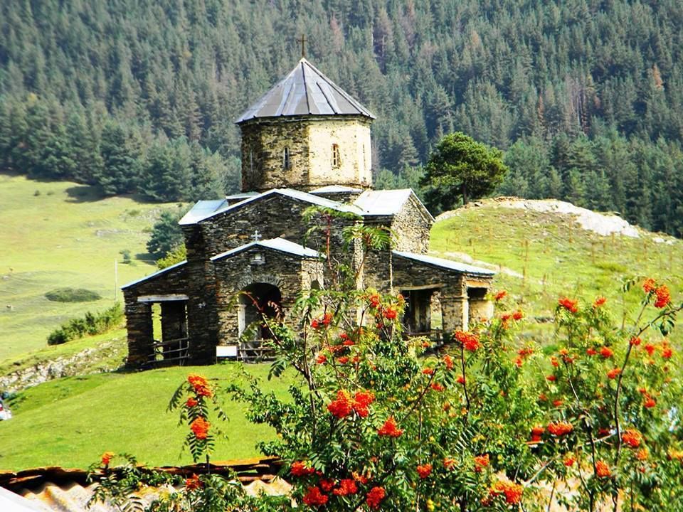 -- აგვისტო - სამდღიანი თუშეთის ტური