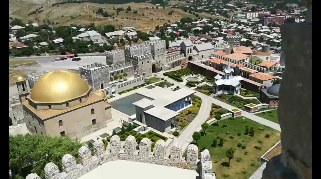 ერთდღიანი ტური : ვარძია, ვანის ქვაბები, ხერთვისის ციხე, რაბათი, მწვანე მონასტერი, ბორჯომი . . .