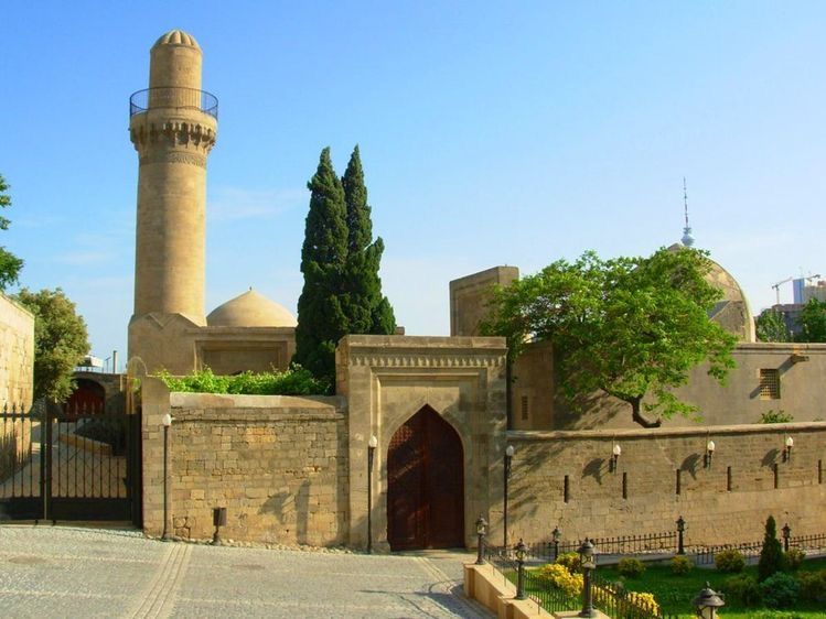 მოგზაურობა ბაქოში+განჯა - ლ - საუზმით