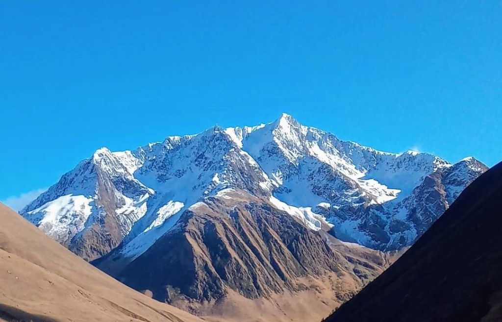 თოვლიანი ჯუთა-ჭიუხები,ანანური, გუდაურის გადასახედი პანორამა, ვეძა- მჟავე წყლები, სნო ,ზეთა, მეხუთე სეზონი, ჯუთას ჩანჩქერი, ჯუთას ტბა "ერკონოვანო"  ნოემბერს!!