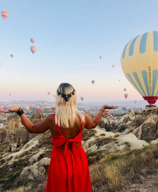 - სექტემბერს გთავაზობთ კაბადოკიის ტურს!!