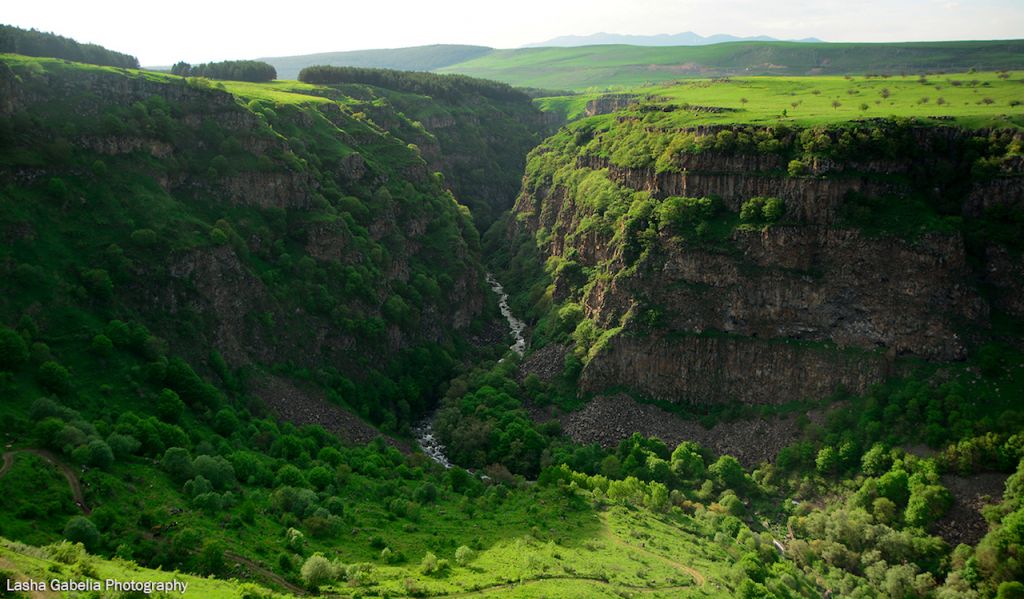 შავნაბადა, მანგილისი, დაშბაში