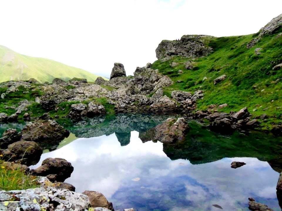 ერთდღიანი სათავგადასავლო, სალაშქრო ტური ხევსურეთში აბუდელაურის ტბებზე.