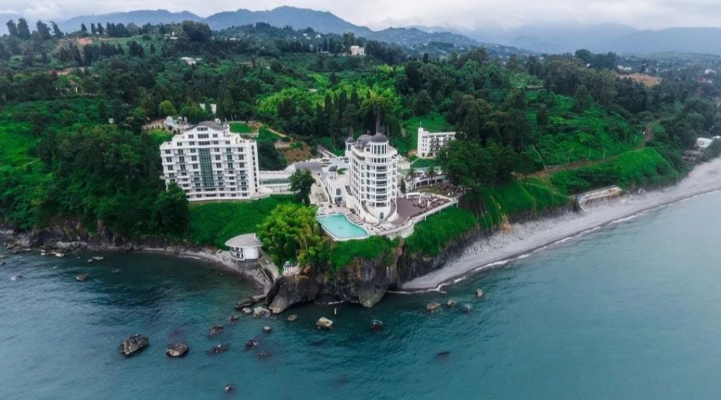 ორ დღიანი ტური აჭარაში ...ბათუმი-მწვანე კონცხი-ბულვარი-დელფინარიუმი-გონიოს ციხე-ბოტანიკური ბაღი....