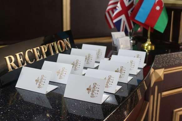 სასტუმრო აკვაპარკით ბაქოში- დღე--საუზმით