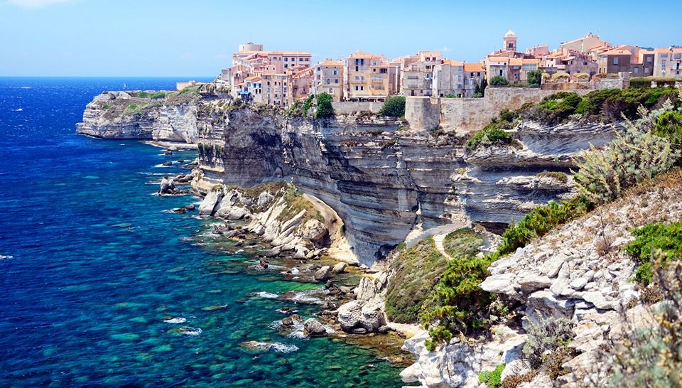 პარიზი / კორსიკა -  !! დარჩენილია ბოლო  ადგილი !