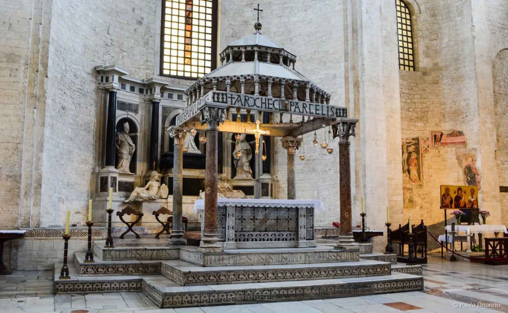 პილიგრიმ ტური ბარი/იტალია