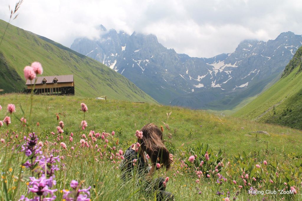 ჯუთა ჭაუხები -  აგვისტო - ZooM
