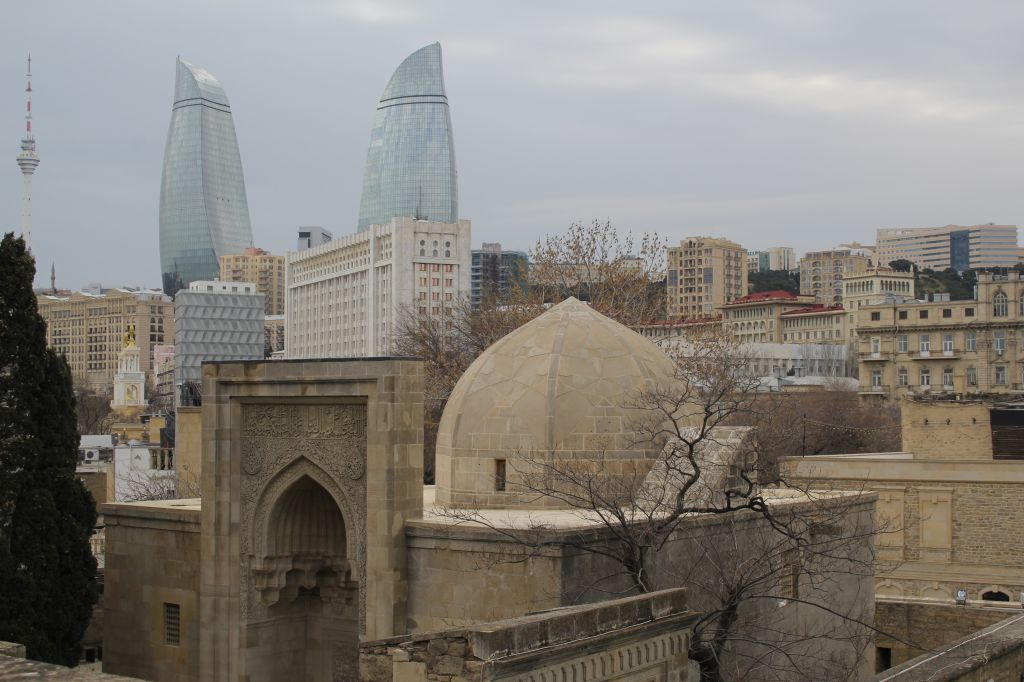 ბაქოს დღიანი ტური : -- სექტემბერი (*სასტუმრო)