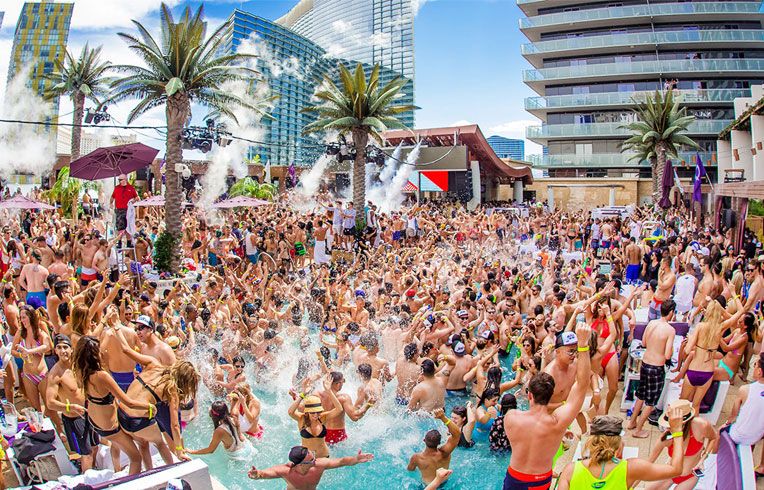 მოაწყეთ წვეულება ვეგასში