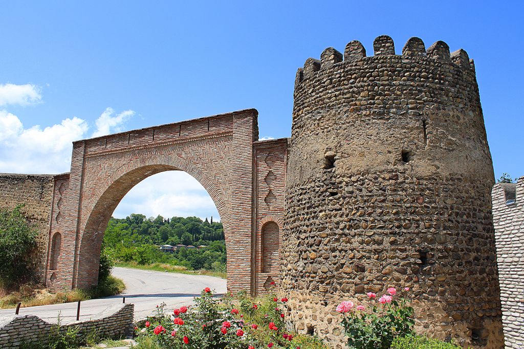 ლეგენდარული ტური ლეგენდარული ნიკალას სამშობლოში, სიღნაღი - საქართველოს ბრილიანტი, წმინდა ნინოს მონასტერი და წმინდა ნინოს წყარო. . .