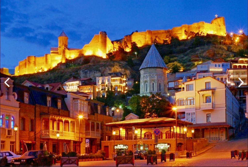 Tizzadan oshiq etik kiygan ayolning erkak fetishi Qora tanlilar bilan XXX porno suratlar