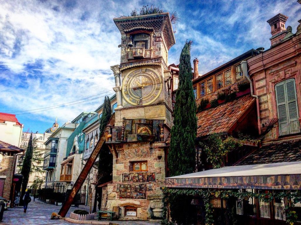 Yalangoch modelning eskizi