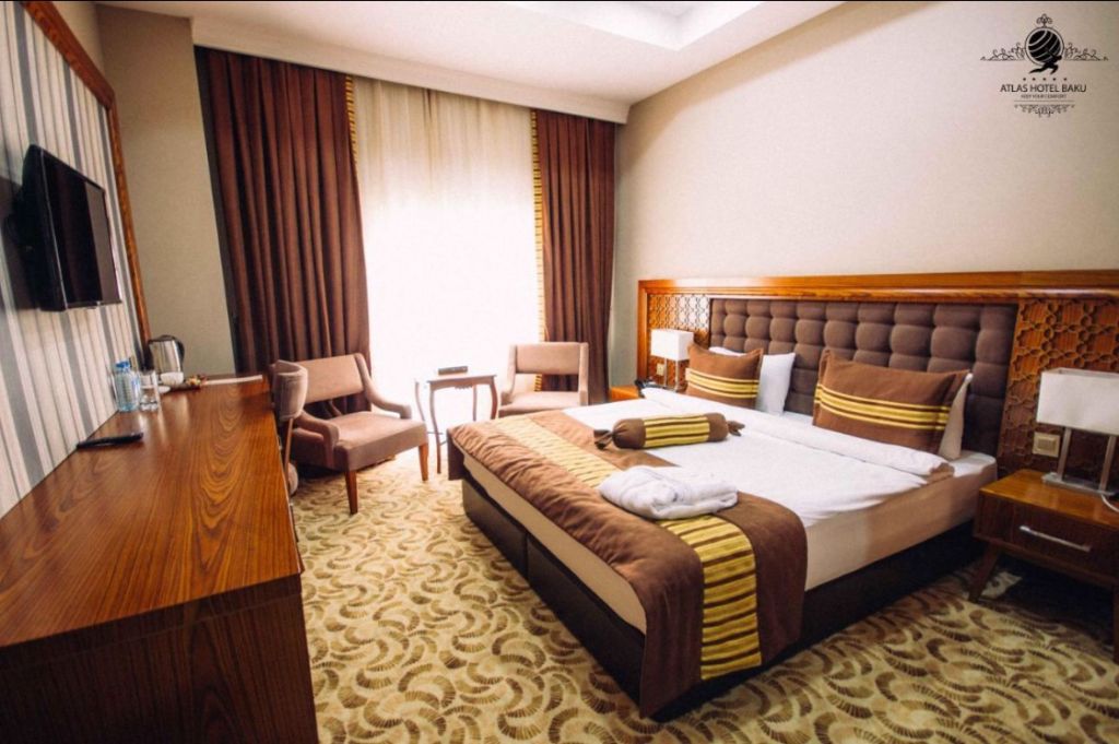 ბაქო-განჯა * სასტუმრო-₾