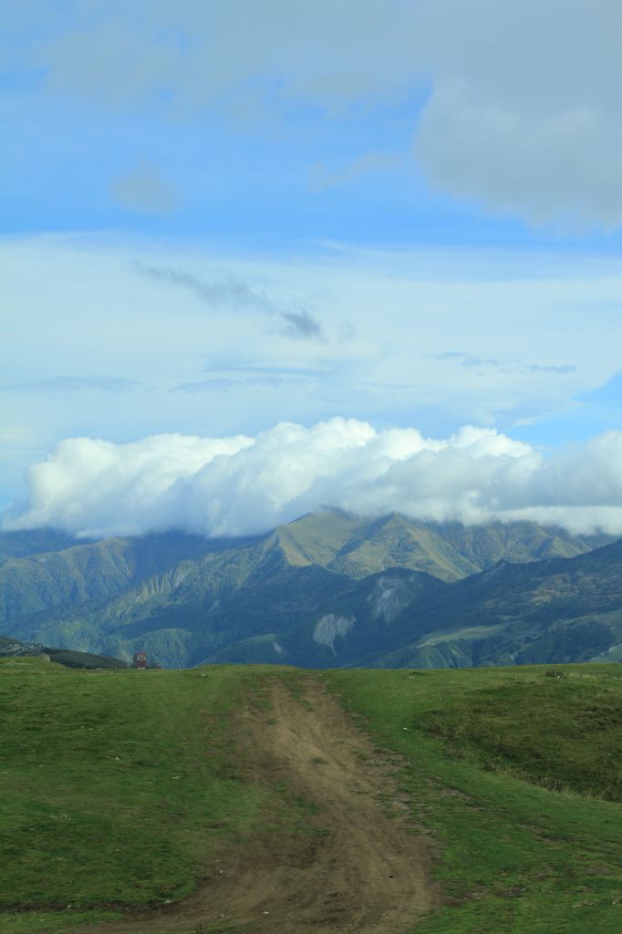 GEOSKY გთავაზობთ ტურს ყაზბეგში, (ნატურალური ღვინის დეგუსტაციით)