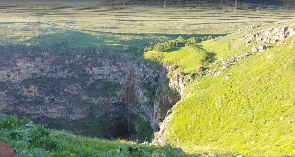 ვარძია, სარო, თავკვეთულა, ხერთვისი წუნდა