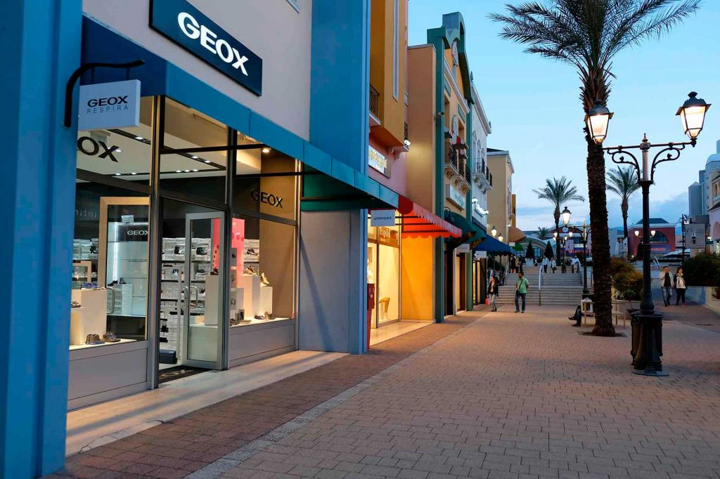 შოპინგ ტური რომში  ..-.. !!