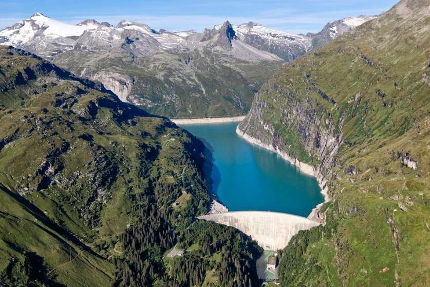 საოცარი ტური ყაზბეგში გეტგეთზე ასვლით