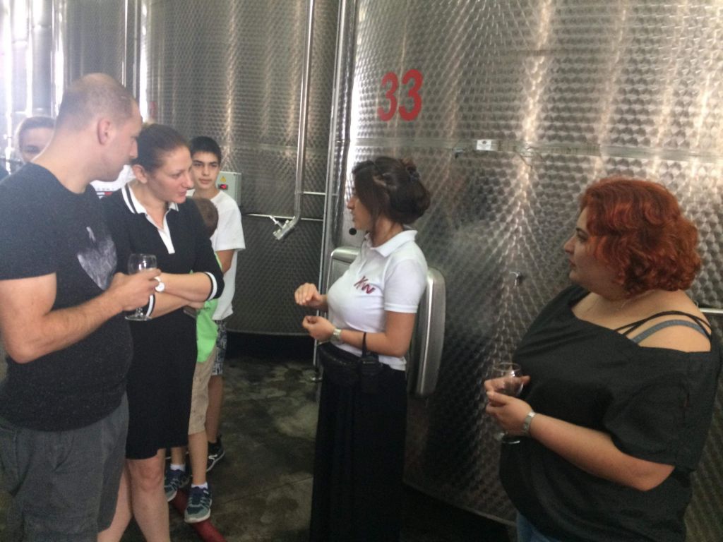 თბილისი - თელავი - წინანდალი - გრემი - ნეკრესი - ილიას ტბა - " მეღვინეობა ხარება " - " ქინძმარაული " . . .