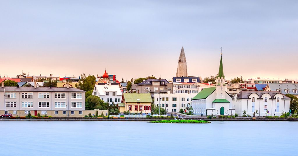 ვენა - რეიკიავიკი. სრული  დღიანი საგზური !