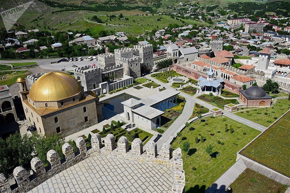 ერთდღიანი ტური სამცხე - ჯავახეთში : ბორჯომი, ლიკანი, მწვანე მონასტერი, რაბათი, ხერთვისის ციხე, ვანის ქვაბები, ვარძია . . .