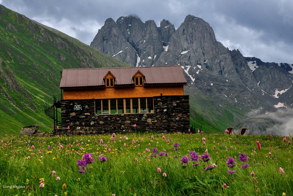 სექტემბერი - ჯუთას ერთდღიანი ტური