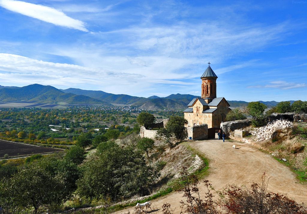 აღმოაჩინე ბოლნისი და დაესწარი ბოლნისქალაქობა -ს