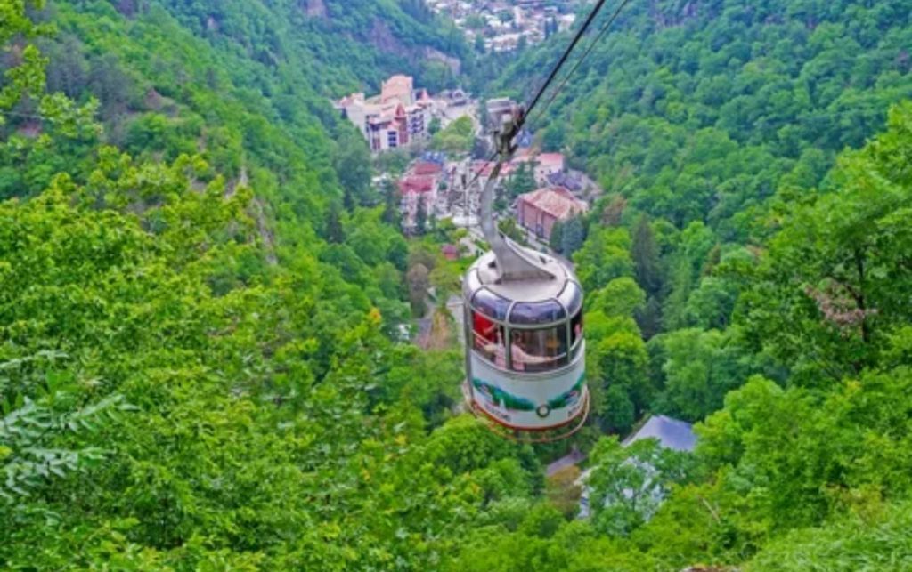 ერთდღიანი ტური სამცხე-ჯავახეთში .. ბორჯომი-მწვანე მონასტერი-რაბათი-ვარძია
