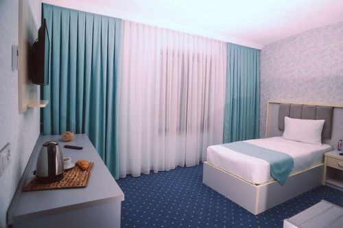 ბაქო-განჯა * სასტუმრო - ₾